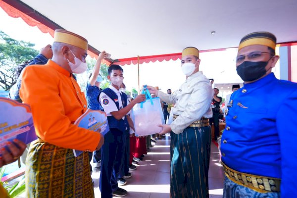 Hardiknas, Bupati Pangkep Yusran Launching Inovasi Pasti Cerdas – Upaya Tingkatkan IPM