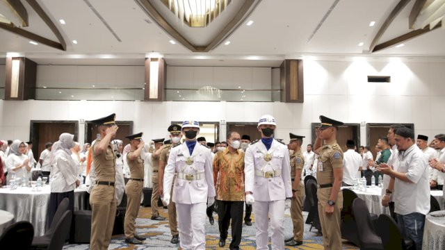 Wali Kota Makassar Ingatkan Purna Praja Bekerja Ikhlas dan Loyalitas.