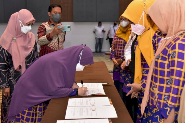 Tandatangani MoU Pendidikan Anak Usia Dini, Naoemi Octarina Ajak Bunda PAUD Kabupaten Kota Bersinergi