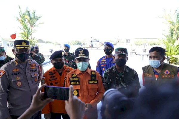 Proses Pencarian Penumpang KM Ladang Pertiwi Terus Berlanjut