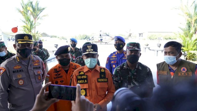 Proses Pencarian Penumpang KM Ladang Pertiwi Terus Berlanjut