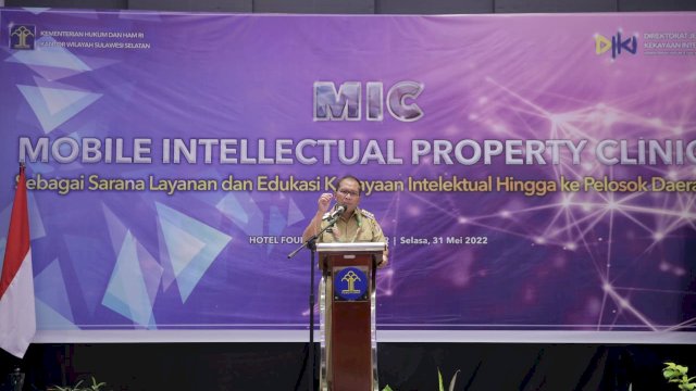 Danny Pomanto.(F-INT)