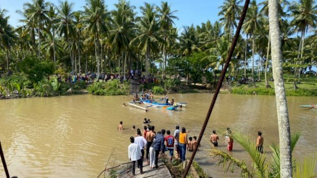 ILustrasi Jembatan Ambruk.(F-INT)