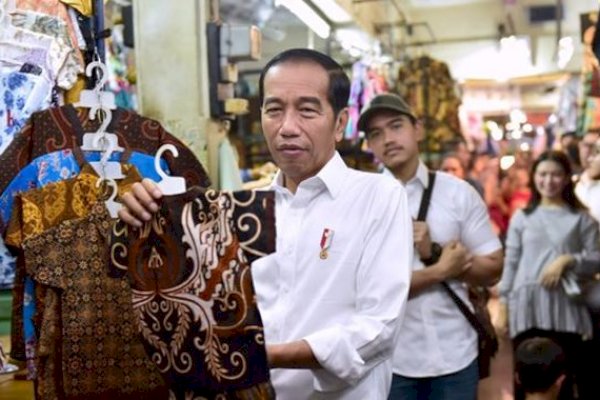 Jokowi Ingatkan Kepala Daerah dan Pimpinan BUMN Tak Beli Barang Impor