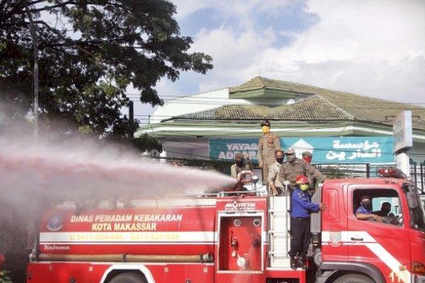 Puluhan Murid TK PAUD Dunia Islam BTP Kunjungi Damkar Makassar