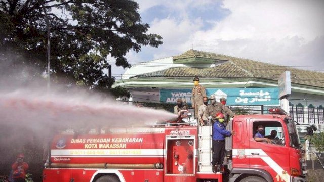 Puluhan Murid TK PAUD Dunia Islam BTP Kunjungi Damkar Makassar