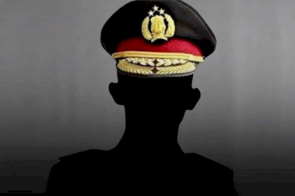 8 Polisi Satnarkoba di Makassar Dicopot