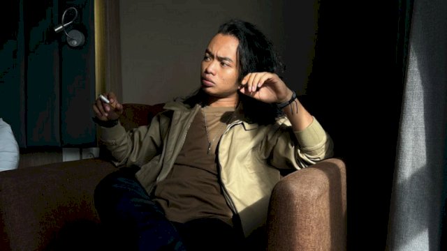 Zinidin Zidan.(F-INT)