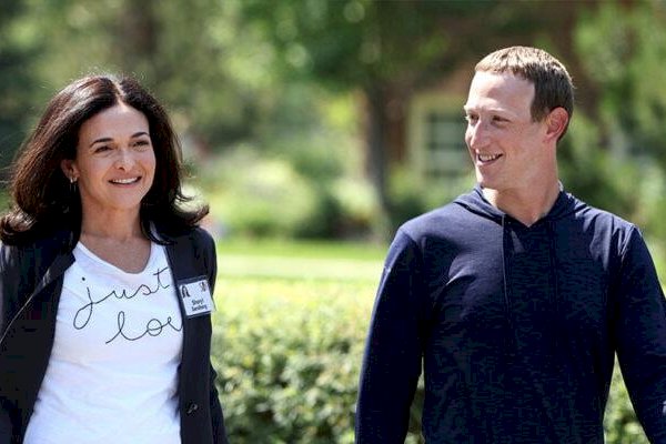 Mark Zuckerberg Sedih Ditingga Sheryl Sandberg, Otak di Balik Bisnis Iklan Facebook