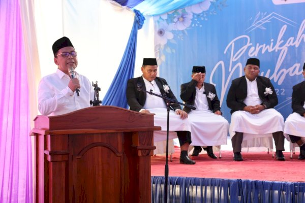 Hadiri Pernikahan 9 Santri Yayasan Al Bayan Hidayatullah, Danny Pomanto Berpesan Jagai Anak Ta