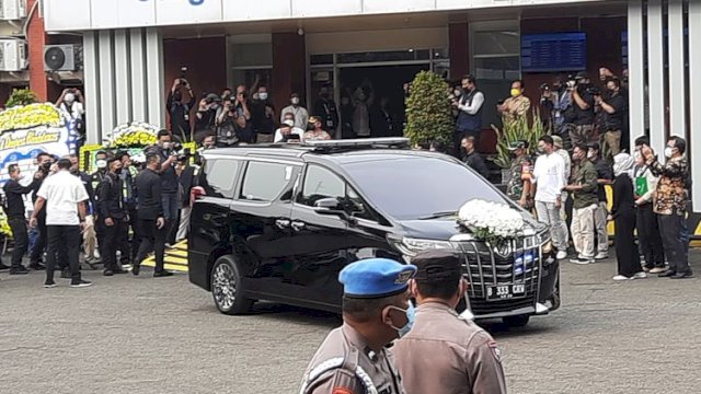 Jenazah Eril Putra Ridwan Kamil Tiba di Indonesia.(F-INT)