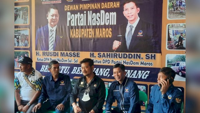 Kunker ke Maros, Mentan Syahrul Mampir Temui-Semangati Kader di Kantor NasDem Maros