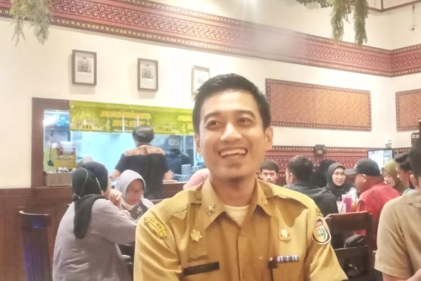 Dapat Respon Baik Masyarakat, Kadisdukcapil Makassar M Hatim Lanjutkan Program Weekend Service