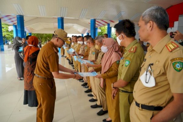 Ribuan Pegawai Non ASN di Maros Terima BPJS Ketenagakerjaan