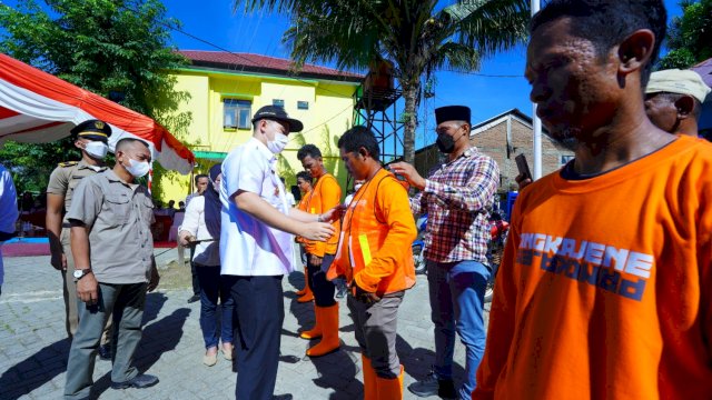 Komitmen Wujudkan Pangkep Bersih, Bupati Yusran Luncurkan Program Annangkasiki