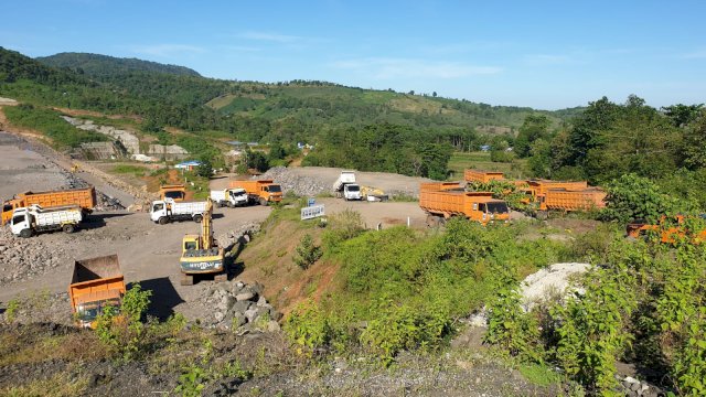 Progres Pembangunan 30%, Gubernur Andi Sudirman Tinjau Bendungan Pamukkulu