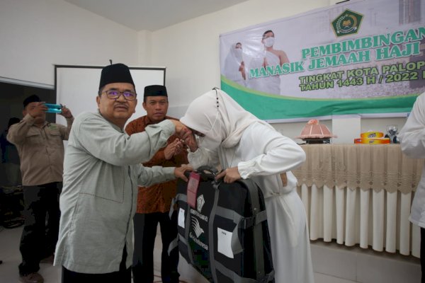 Walikota Judas Hadiri Pertemuan Manasik Haji di Palopo