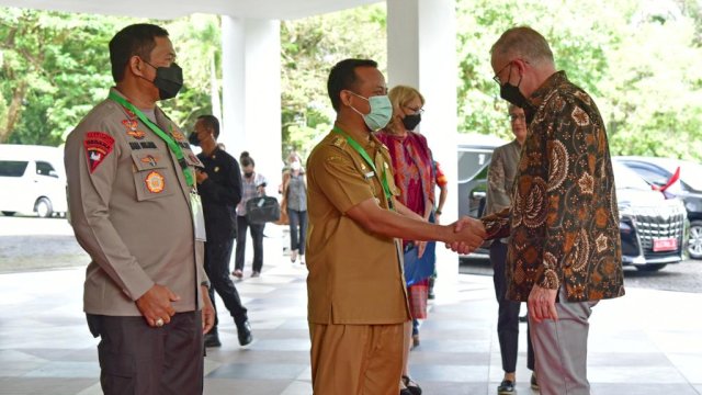 Perdana Menteri Australia Anthony Albanese Disambut Andi Sudirman.