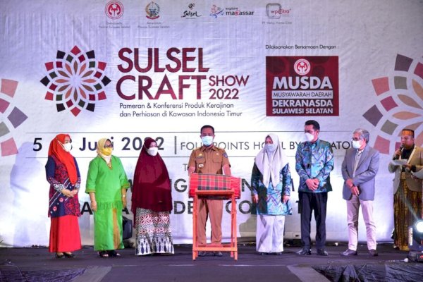 Dorong Penggunaan Produk Dalam Negeri, Gubernur Andi Sudirman : Masyarakat Bisa Berdaulat di Wilayah Sendiri