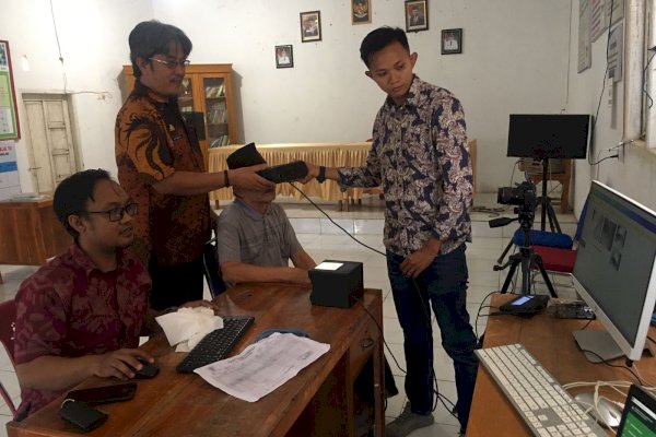 Tim Jemput bola Dukcapil Lakukan Perekaman di SLB se-Kabupaten Takalar