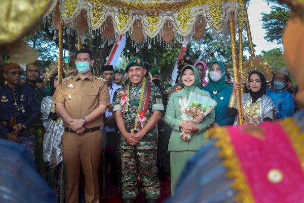 Pangdam Hasanuddin Kunker di Pangkep, Resmikan Baruga Bela Negara – Disambut Bak Raja