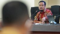 Koordinasi dengan Direktur Wahidin Kondisi Mahasiswa Korban Busur, Gubernur Andi Sudirman : Fokus Life Saving Dahulu