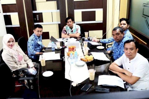 Didampingi Jajaran Pejabat Bapenda Makassar, Firman Pagarra Hadiri Rapat Koordinasi Progres 1000 Lorong Wisata