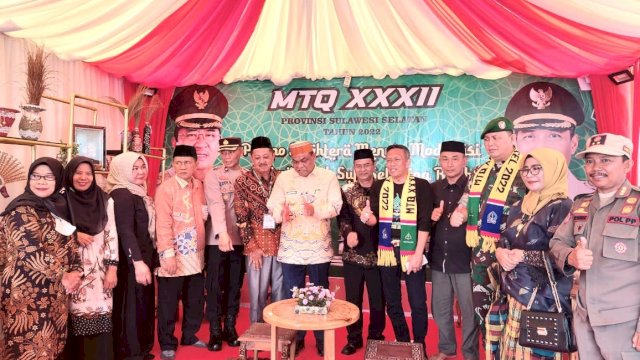Stand Pameran Palopo di MTQ ke-XXXII Didatangi Bupati Bone