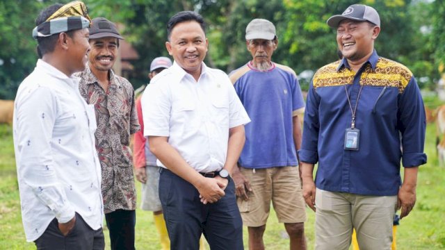 Program Asuransi Ternak, Ilham Azikin Harap Sektor Peternakan Semakin Menggeliat