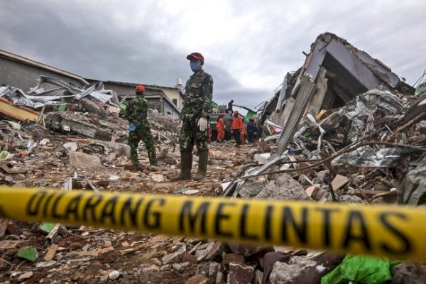 Gempa Mamuju : 17 Orang Terluka, 70 Rumah Rusak Berat – 1.500 KK Mengungsi