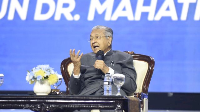 Mahathir Puji Peran Surya Paloh Hadirkan Kepimpinan Nasional.(F-IST)