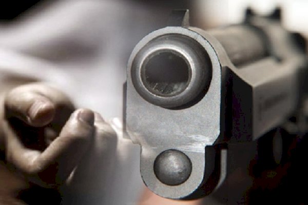 Baku Tembak dengan Kelompok Bersenjata, 6 Polisi Tewas