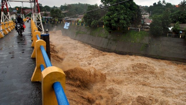 Ilustrasi Kali Ciliwung Meluap.(F-INT)