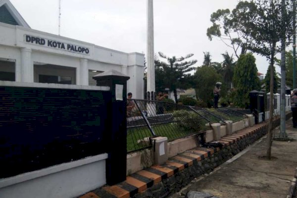 Bahas Permasalahan Pihak Perumahan Peta dengan developer, Warga Hadiri RDP di DPRD Palopo