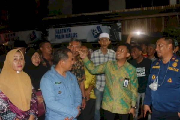 Camat Alamsyah Tinjau Warga Terdampak Kebakaran di Tallo