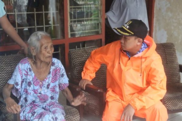 Tinjau Lokasi Kebakaran di Tallo, Camat Alamsyah: Semoga Diberi Kesabaran