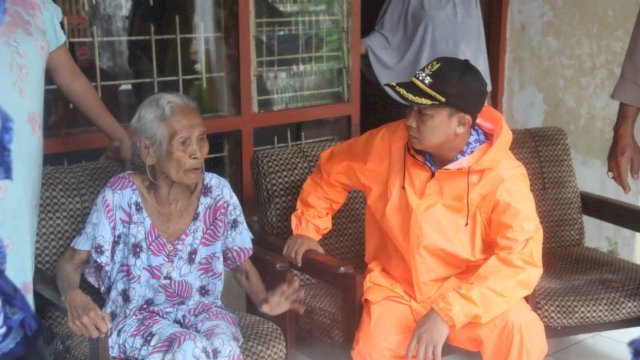 Tinjau Lokasi Kebakaran di Tallo, Camat Alamsyah: Semoga Diberi Kesabaran