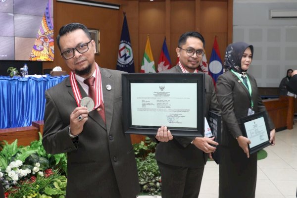 Hebat! Kadisdag Makassar Arlin Ariesta Raih PKN dengan Prestasi Istimewa Peringkat ke-3 dan The Best Report Design