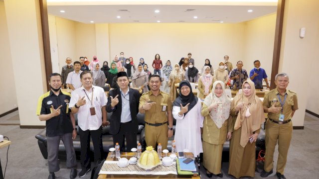 Kegiatan Pra Assesment Sertifikasi Kompetensi Dispar Makassar. (F-Humas)