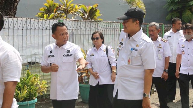 Bekunjung di Tallo, Camat Alamsyah Dampingi Asisten III dan Kadis Ketapang Makassar Tinjau Lorong Wisata