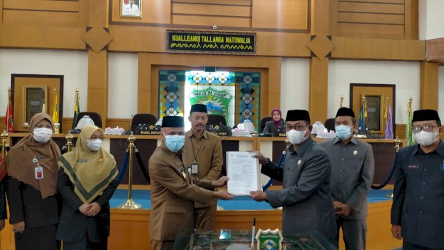 DPRD Pangkep Setujui Ranperda Bantuan Hukum Bagi Masyarakat Miskin