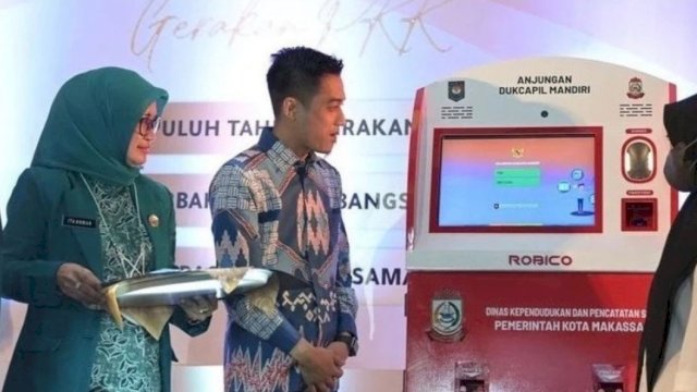 Kepala Disdukcapil Makassar, Muh Hatim. (F-Humas)