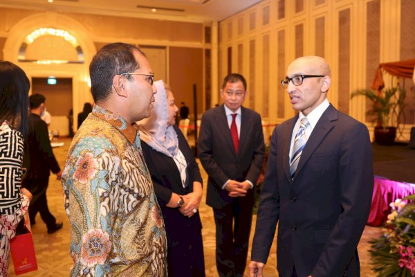 Sahabat Lama, Danny Pomanto : Terimakasih Kerjasama Baiknya Mr Anil Kumar