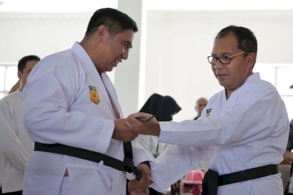 Danny Pomanto Ajak Anak-anak Ikut Karate, Cara Jitu Kurangi Bermain Ponsel