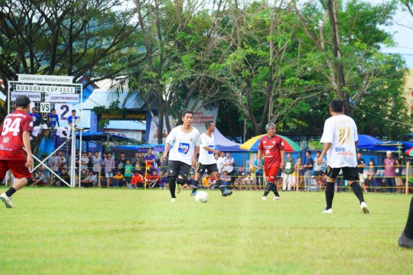 Vakum 24 Tahun, Turnamen Bungoro Cup Pangkep Kembali Bergulir, Bupati Yusran: Selamat Bertanding