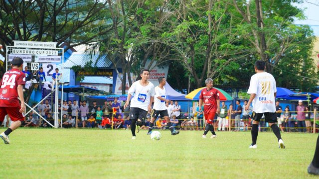 Vakum 24 Tahun, Turnamen Bungoro Cup Pangkep Kembali Bergulir, Bupati Yusran: Selamat Bertanding