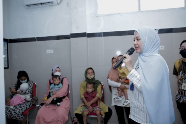 Pantau Langsung Penderita Stunting, Wawali Fatmawati Rusdi Kunjungi 2 Puskesmas