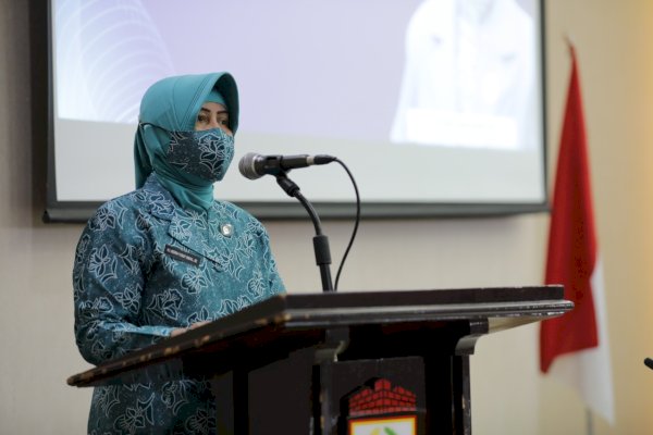 TP PKK Kota Makassar Beri Pembinaan Administrasi Keuangan