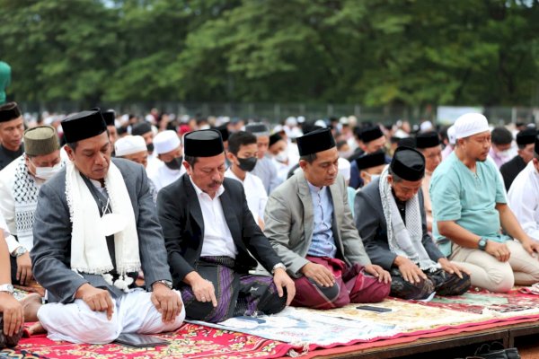 Pemkot Makassar Gelar Shalat Idul Adha 1443/ 2022 di Lapangan Karebosi Makassar
