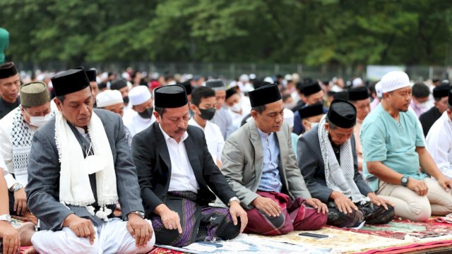 Pemkot Makassar Gelar Shalat Idul Adha 1443/ 2022 di Lapangan Karebosi Makassar